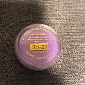 AMORE MIO 24K Gold Shimmer Purple Eyeshadow. New!